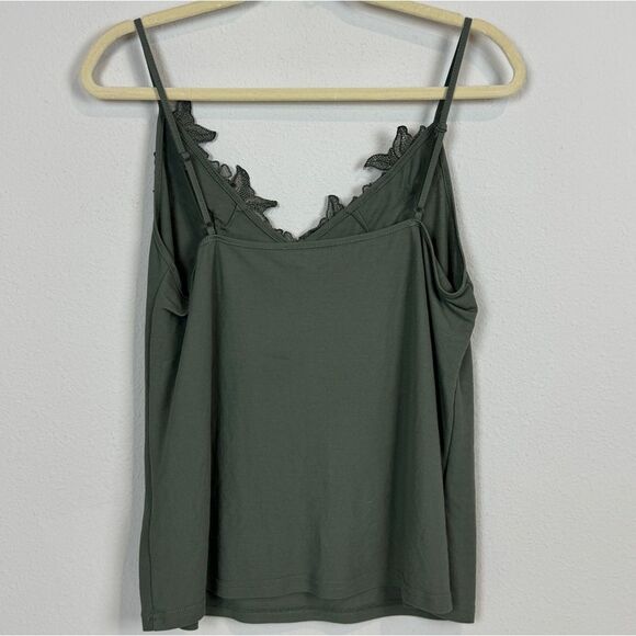 Listicle Khaki Green Floral Appliqué Cami M - Picture 4 of 9